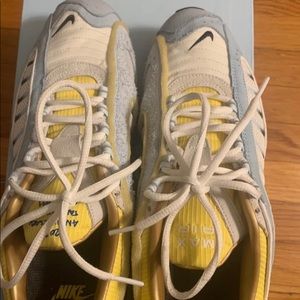 Men’s air max tailwind SNS 25th anniversary pair